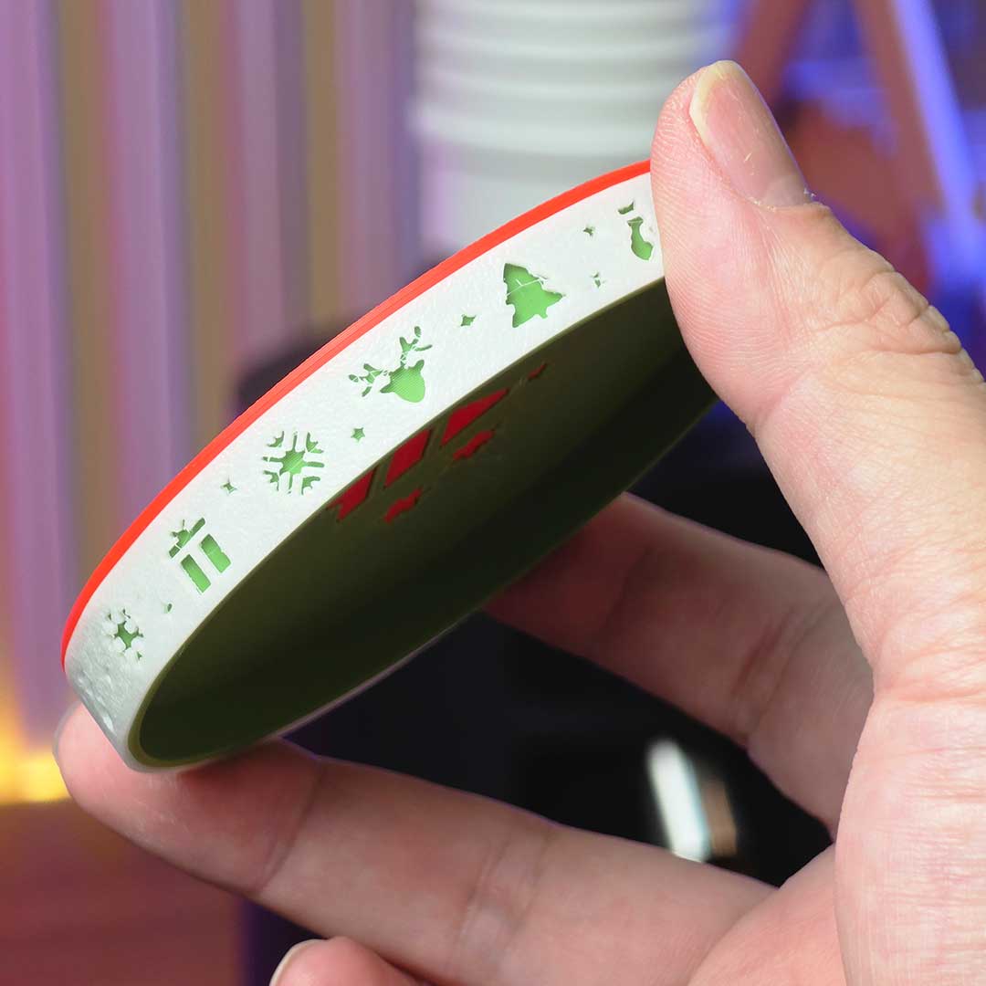 Christmas Lid Fine Details